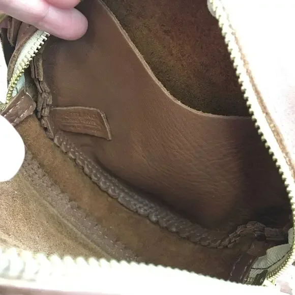 Portland Leather Circle Crossbody - Picture 7 of 7